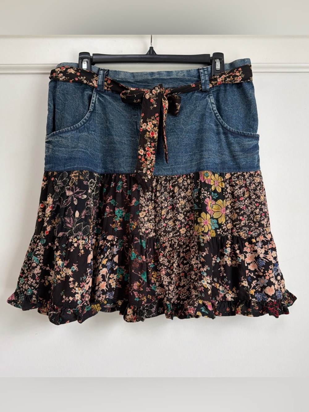 Young Threads Denim Floral Patchwork Tiered Ruffle Mini Skirt XL NWT